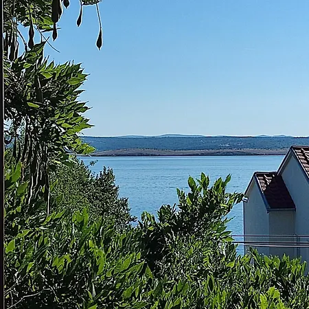 Very Big Cheap For Big Families Very Close To Sea, 3air-conditiners Apartament Dramalj