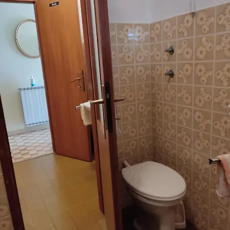 Very Big Cheap For Big Families Very Close To Sea, 3air-conditiners Apartament