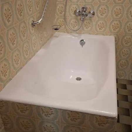 Very Big Cheap For Big Families Very Close To Sea, 3air-conditiners Apartament *